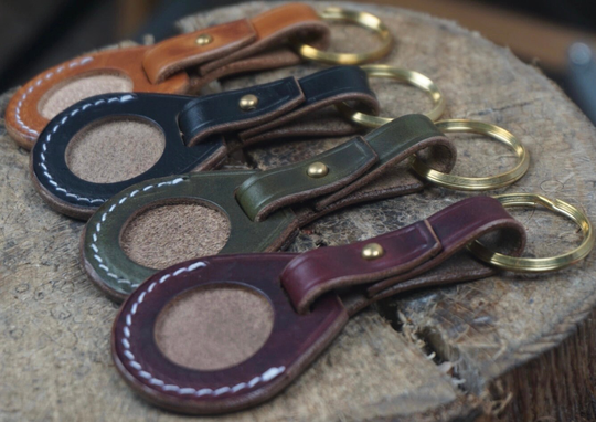 Horween Airtag Leather Holder/Airtag Keychain