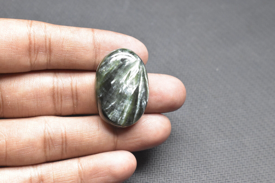Natural Green Russian Seraphinite Cabochon Top Quality Hand Polish Loose Stone Jewellery Making Gemstone 36Cts 29x20x7mm