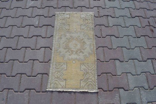 Mini Small Rug, Wool Rug, Vintage Handmade Doormate 1x2 Boho Mini Turkish Antique Rug, Bath Rug, 1'4x2'8 Ft, 640-K