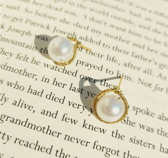 Wrapped Pearl Stud Earrings