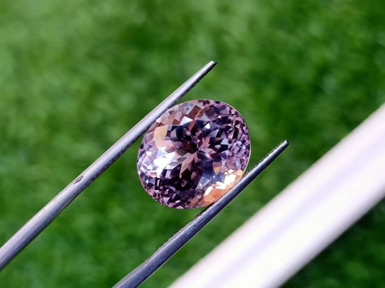 Amezing Sparkling ~~ Natural Kunzite Faceted Oval Shape 14.3x12 Mm Gemstone