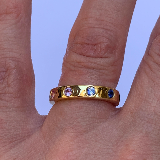 Rainbow Round Sapphires Hand Forged Chunky Hammered Solid 22K 18K 14K Yellow Recycled Gold Ring Band, 4mm Width