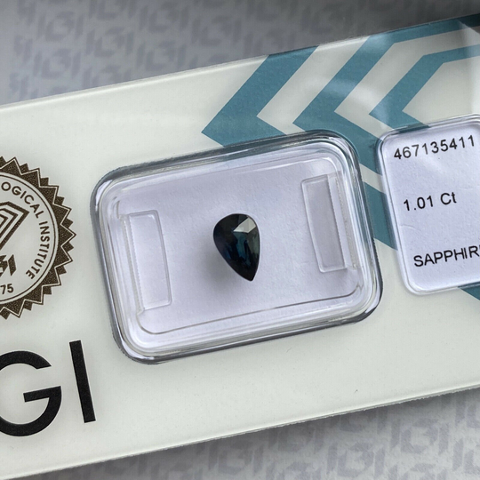 Fine 1.01Ct Deep Green Blue Untreated Sapphire Pear Teardrop Cut Igi Certified
