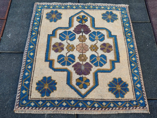 2x2 Ft, Vintage Wool Small Rug, Decor Doormats, Kitchen Decor Bathroom Handmade Turkish Rug