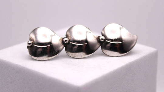 Nils Erik From | Denmark - A Vintage Danish Sterling Silver Brooch Featuring A Series Of Three Sculpted Leaves Free Delivery