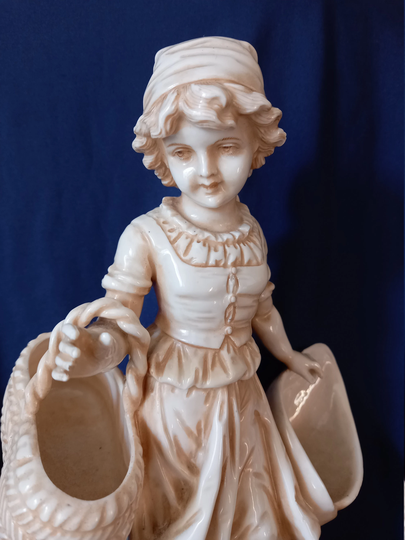 Rudolstadt Figurine, Strauss & Son Antique Figure, Girl Girl, Decor, Interiors