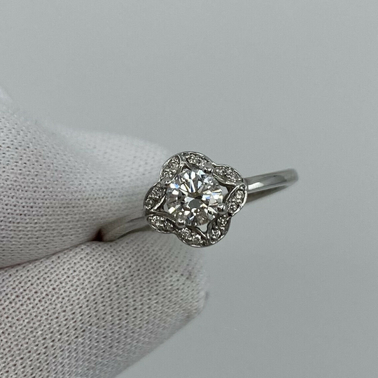 Gia Certified 0.40Ct F Vs2 Natural Diamond 18K White Gold Halo Ring