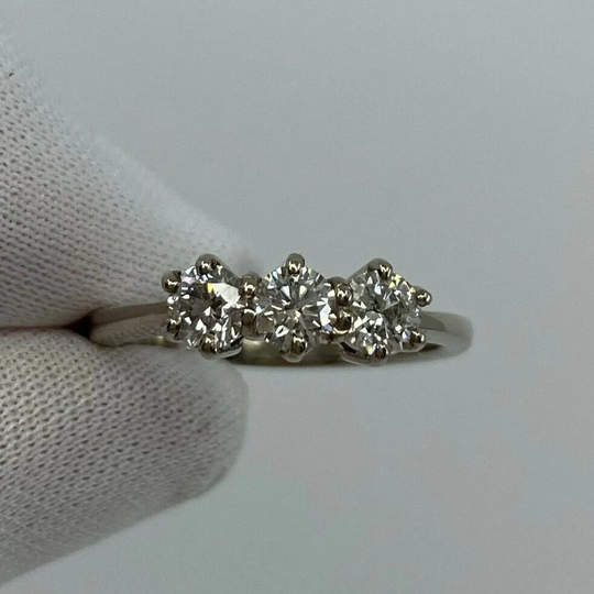 0.75Ct White Diamond Trilogy Three Stone 18K Gold Ring