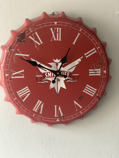 Smirnoff Vodka 30cm Wall Clock Metal Bottle Top Man Cave Bar Garden Gifts For Him Her Girl Home Decor Art