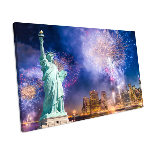 'New York the Statue of Liberty Skyline' Graphic Art on Canvas