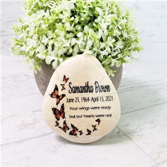 Monarch Butterfly Memorial Stone| Natural Stone, Personalizable, Remembrance Stone, Pocket Stone, Garden Stone, Condolence Gift, Keepsake