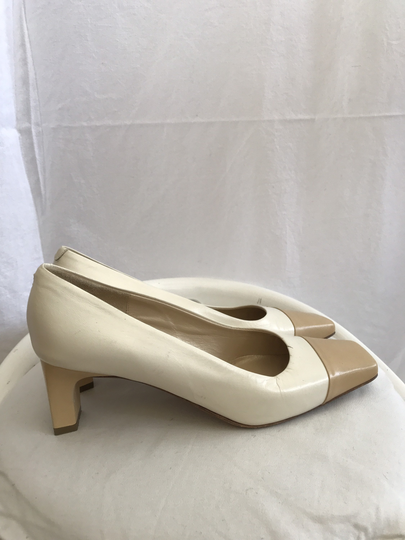 1980 Off White & Beige Heels , Shoes Elegant Leather Sole Formal Cocktail Iconic Designer 36 1/2 Size 5 Us