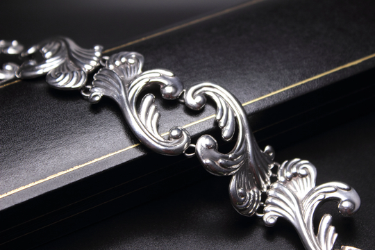 Los Castillo Taxco Bracelet - Rare & Impressive Heavy Mexican Sterling Silver Feathered #475 C1942 Free Delivery