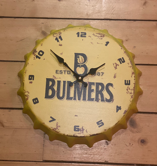 Bulmers Vintage Retro 30cm Wall Clock Metal Bottle Top Man Cave Girl Cave Bar Garden