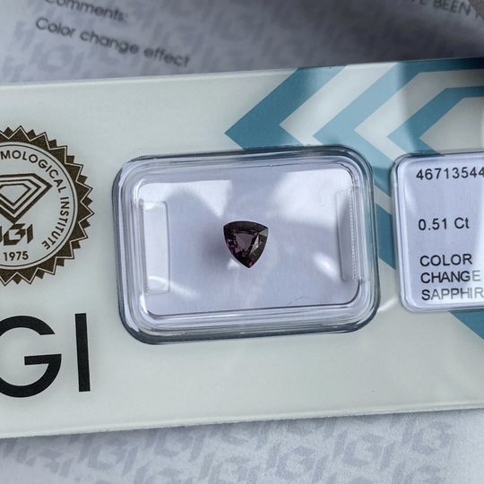 Untreated Deep Pink Purple Colour Change Sapphire Trillion Triangle Certified